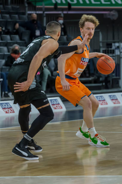 场比赛有更 场比赛有更