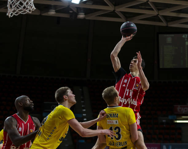 教练或其他 教练或其他