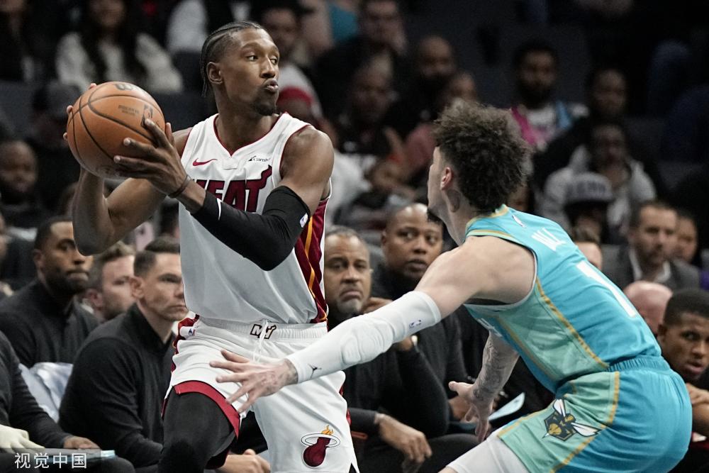 场观看首秀 场观看首秀